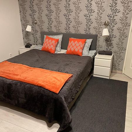 Marylin New Apartment Free Parking At Riverside Будапеща Екстериор снимка