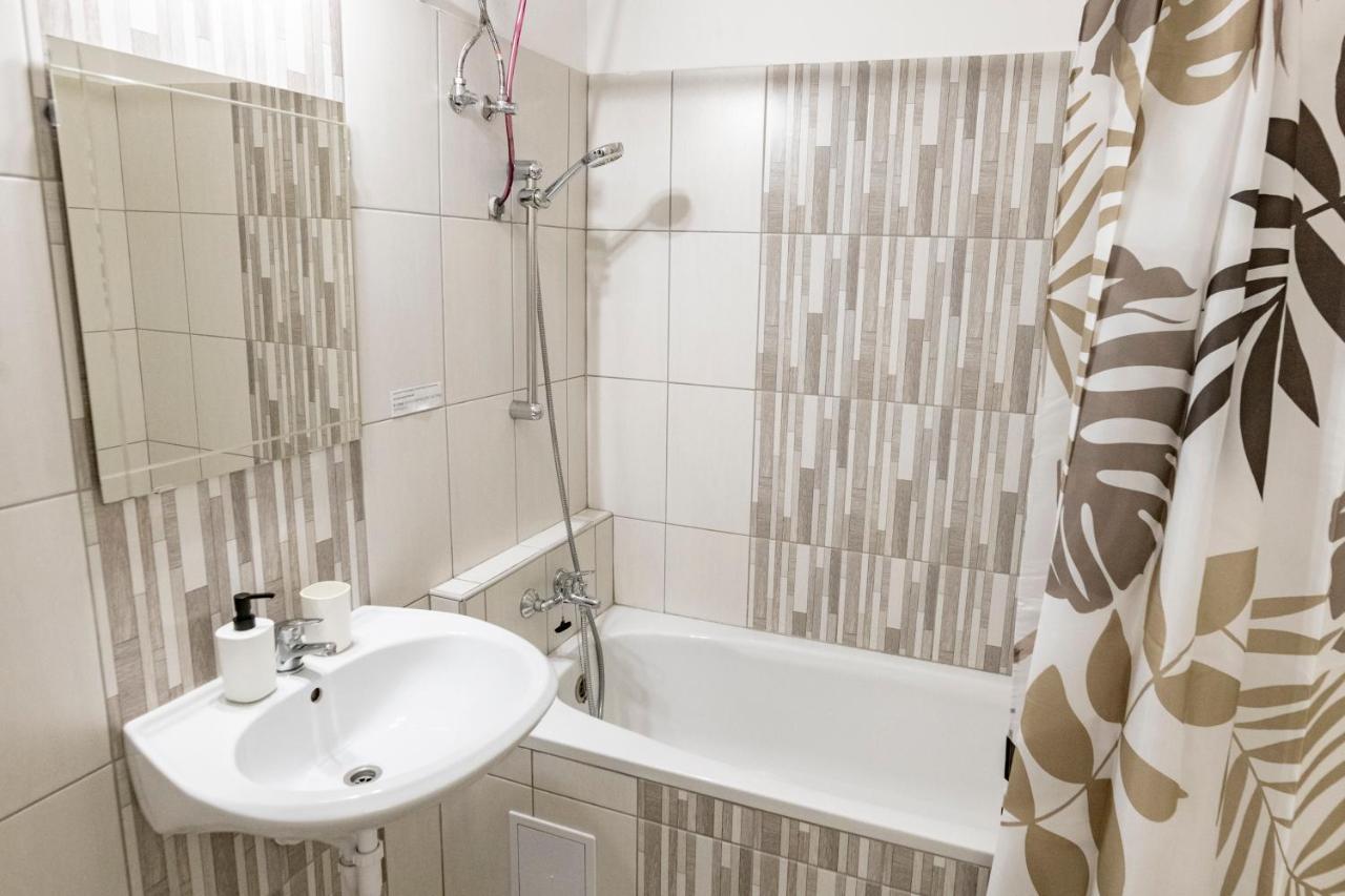 Marylin New Apartment Free Parking At Riverside Будапеща Екстериор снимка