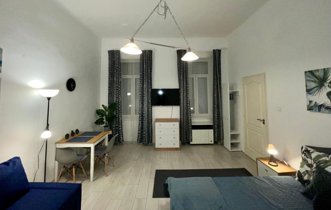 Marylin New Apartment Free Parking At Riverside Будапеща Екстериор снимка